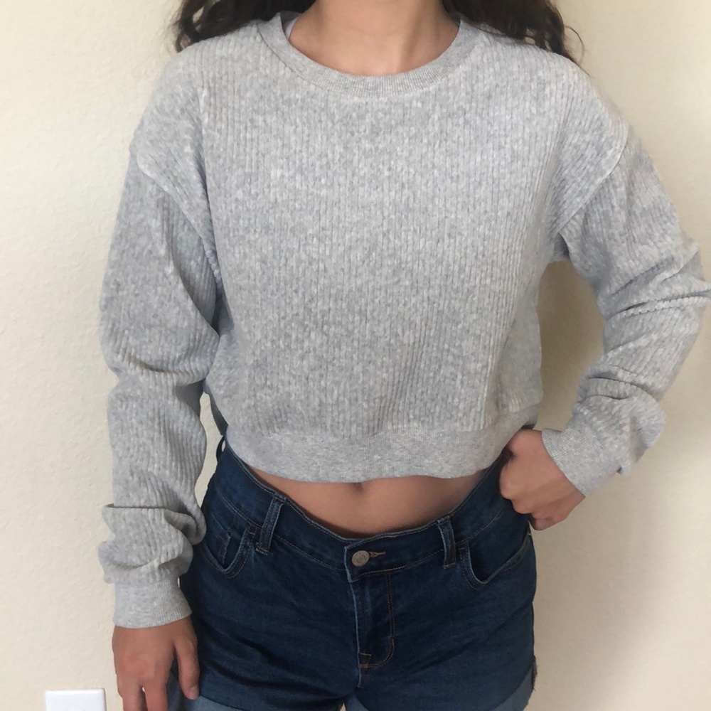 cropped grey sweater from forever21